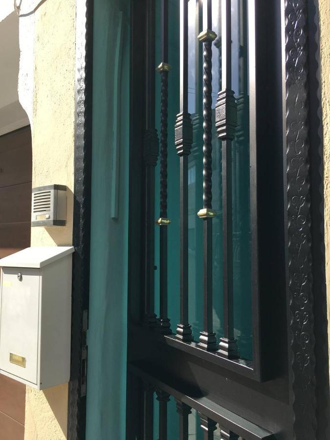 Apartament Loft In Ehemaligem Fischer Haus Walencja Zewnętrze zdjęcie