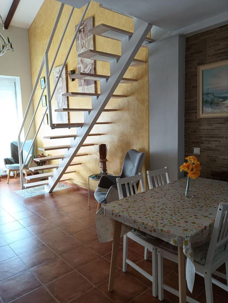 Apartament Loft In Ehemaligem Fischer Haus Walencja Zewnętrze zdjęcie